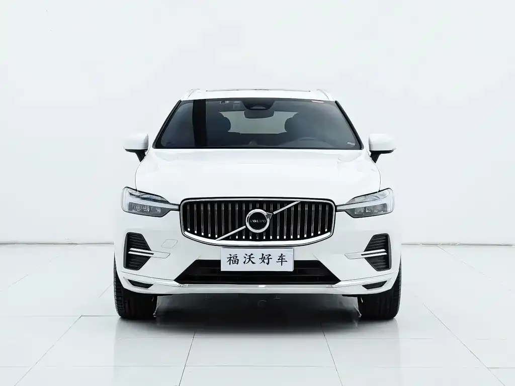 Volvo XC60 — фото 5