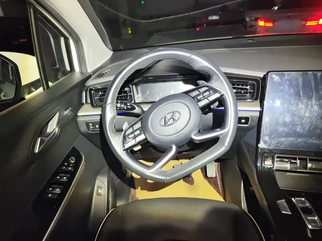 Hyundai Custo — фото 8