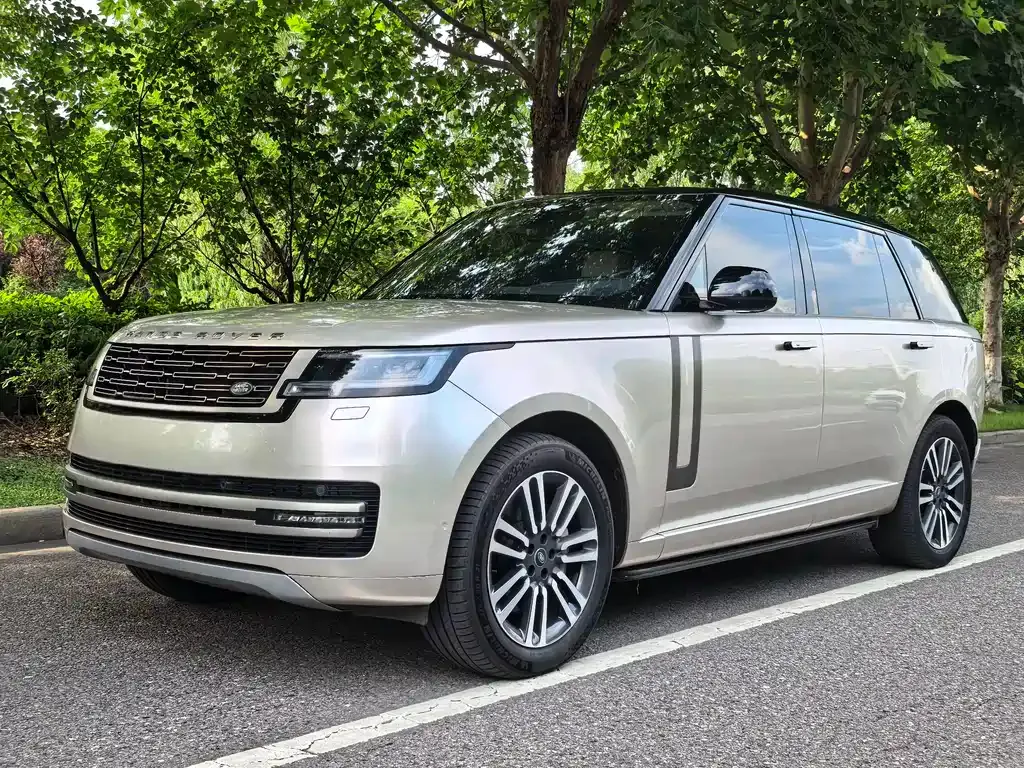 Land Rover Range Rover — фото 1