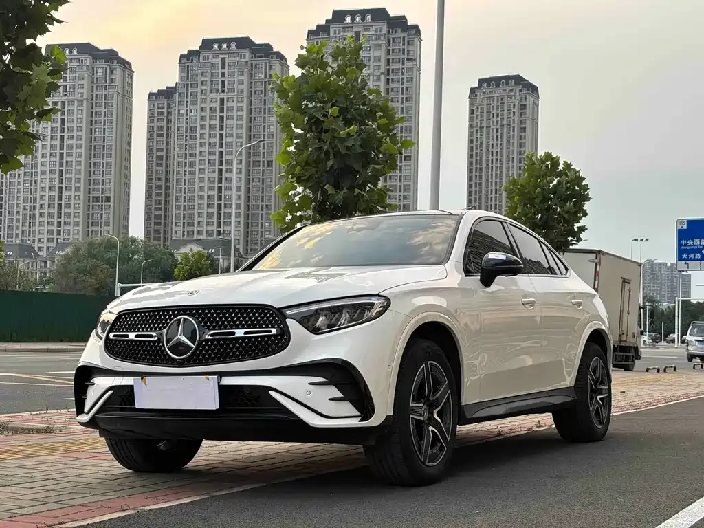 Mercedes-Benz GLC Coupe — фото 1