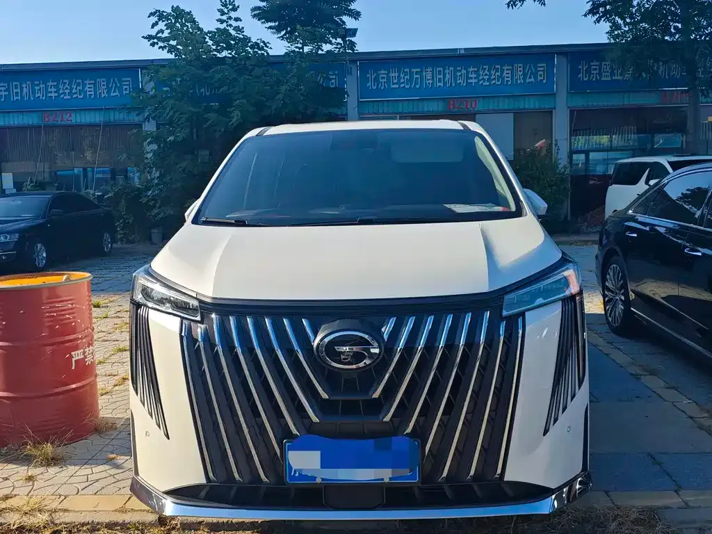 GAC Motor Trumpchi M8 — фото 10