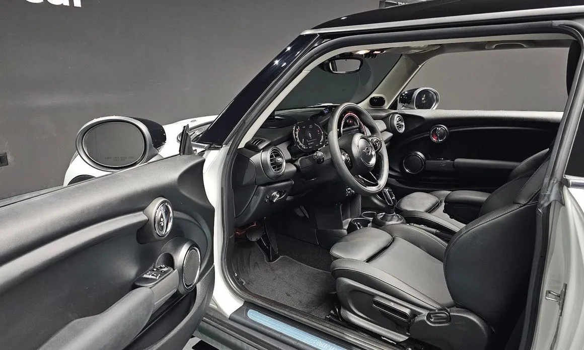 Mini Cooper 2021 из KR, фото 9