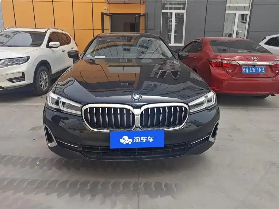 BMW 5 Series 2024 из CN, фото 7