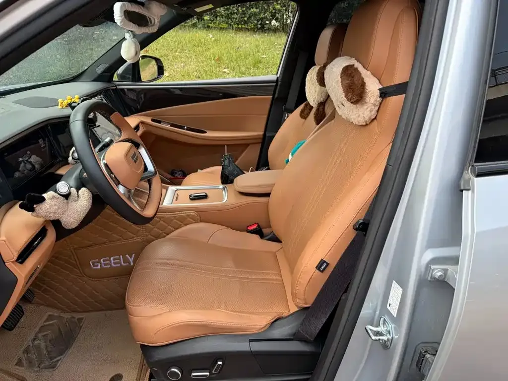 Geely Galaxy L7 — фото 3