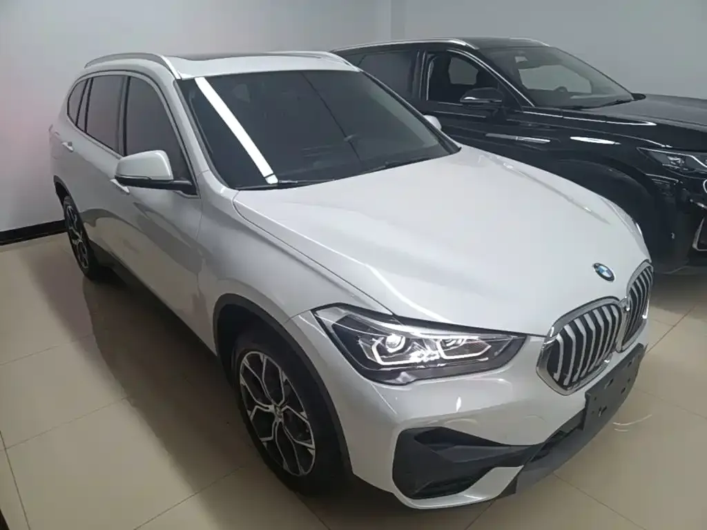 BMW X1 — фото 2