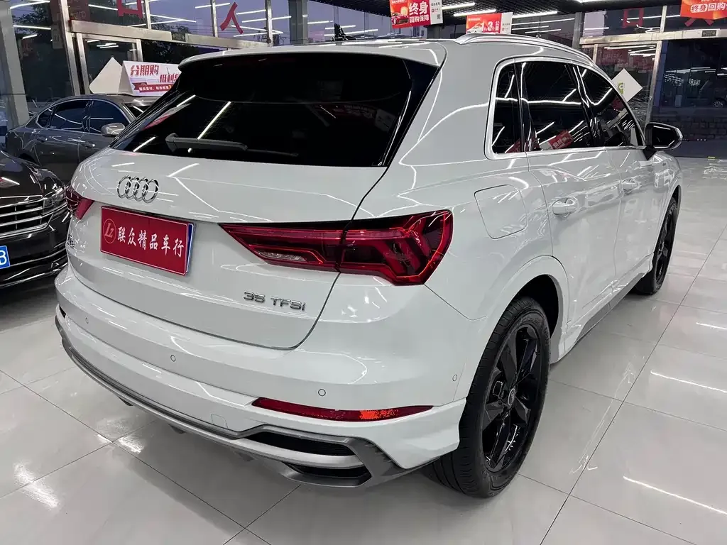 Audi Q3 — фото 2