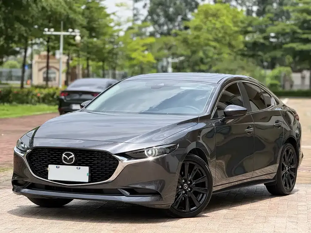 Mazda 3 Axela — фото 1