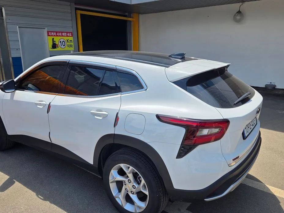 Chevrolet (GM Daewoo) Trax 2024 из KR, фото 3