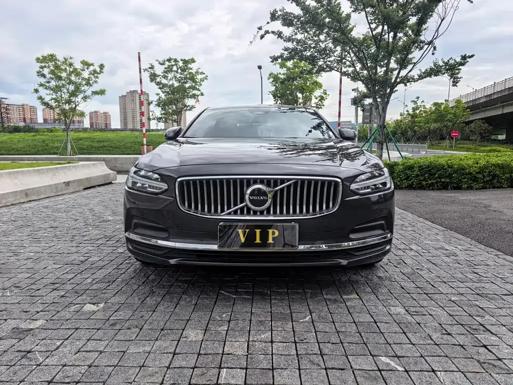 Volvo S90 — фото 10