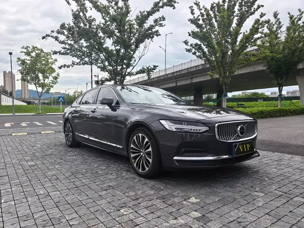 Volvo S90 — фото 9