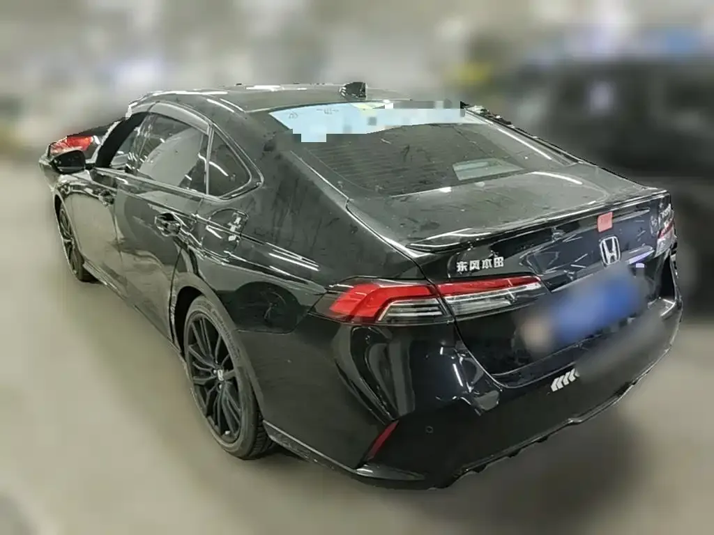 Honda Inspire 2024 из CN, фото 7