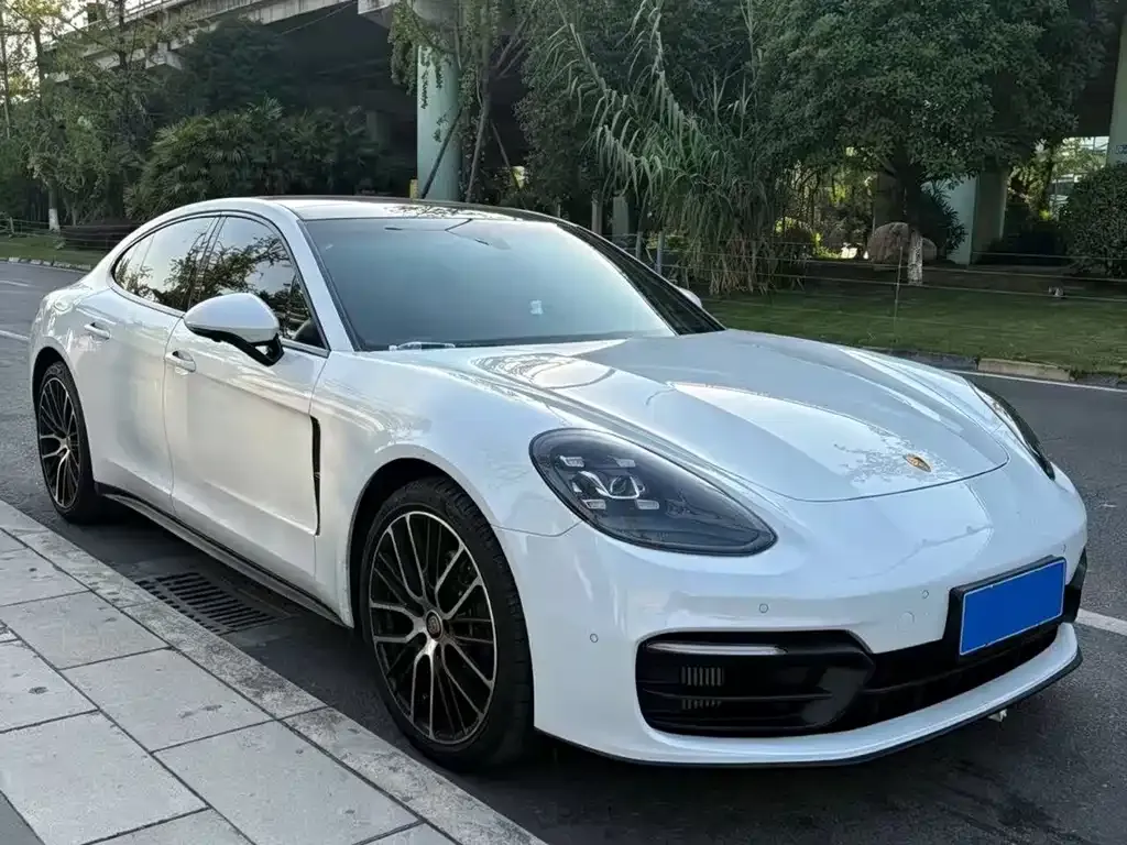 Porsche Panamera — фото 4