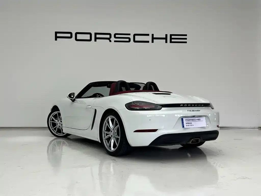 Porsche 718 — фото 6
