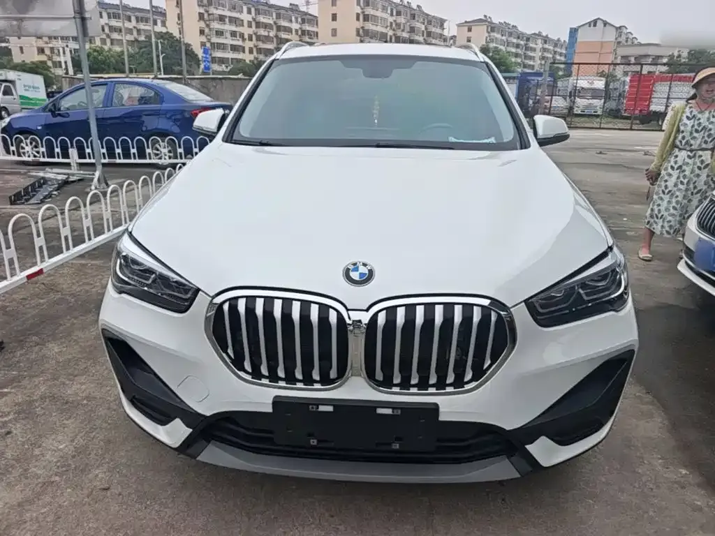 BMW X1 — фото 10