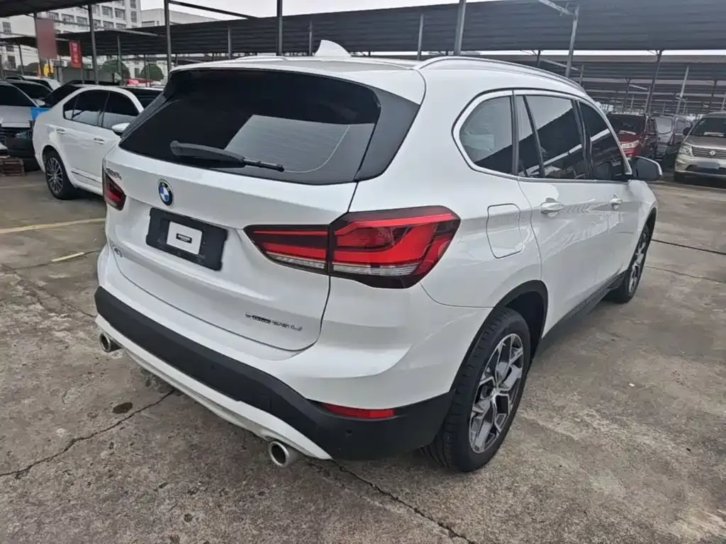 BMW X1 — фото 4