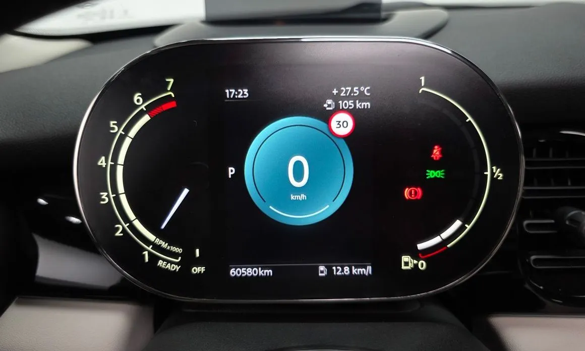 Mini Cooper 2023 из KR, фото 8