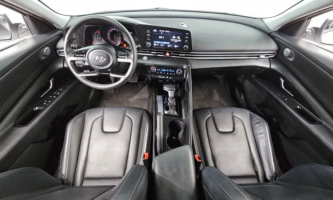 Hyundai AVANTE — фото 7