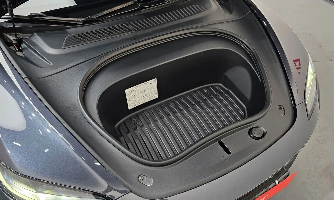Tesla Model 3 — фото 10