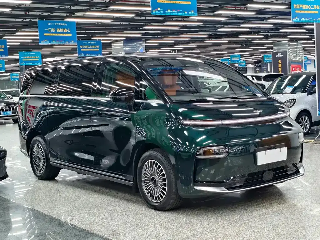 Geely Yizhen L380 — фото 10