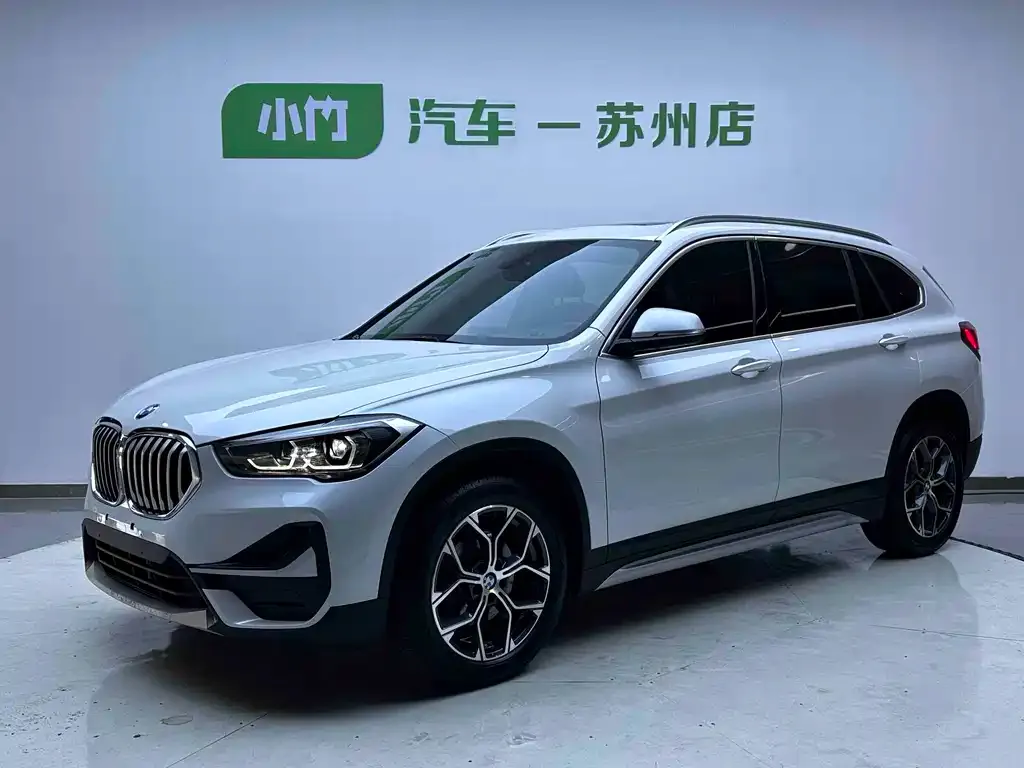 BMW X1 — фото 1