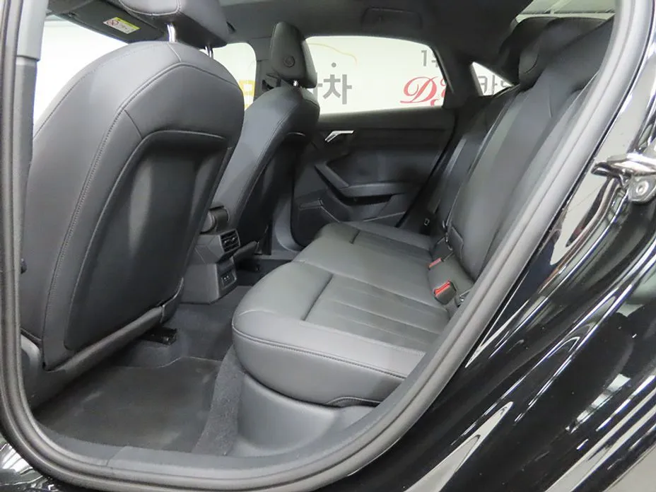 Audi A3 2023 из KR, фото 4