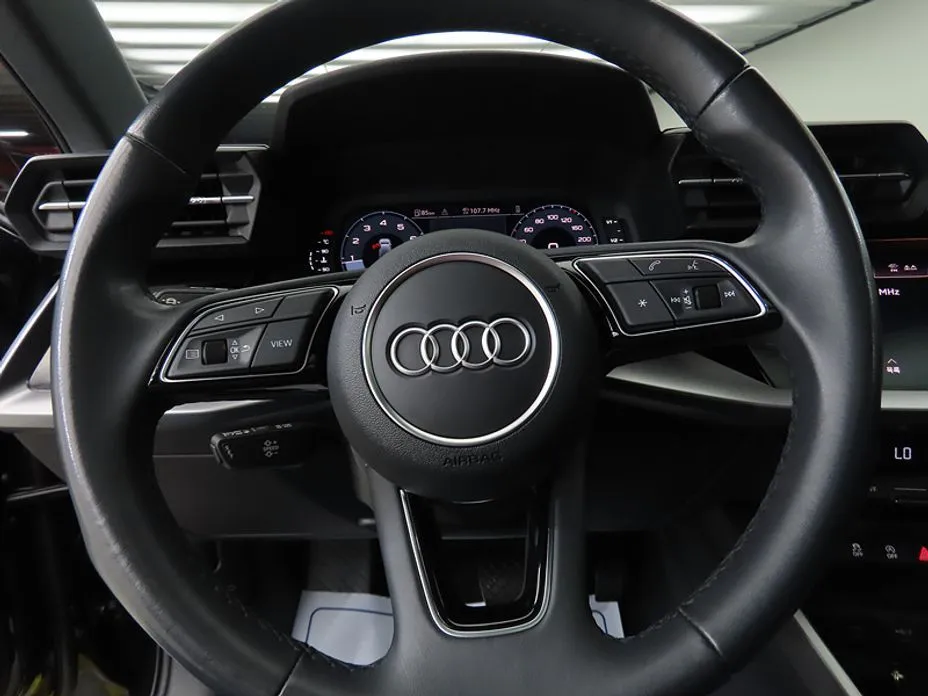 Audi A3 2023 из KR, фото 2