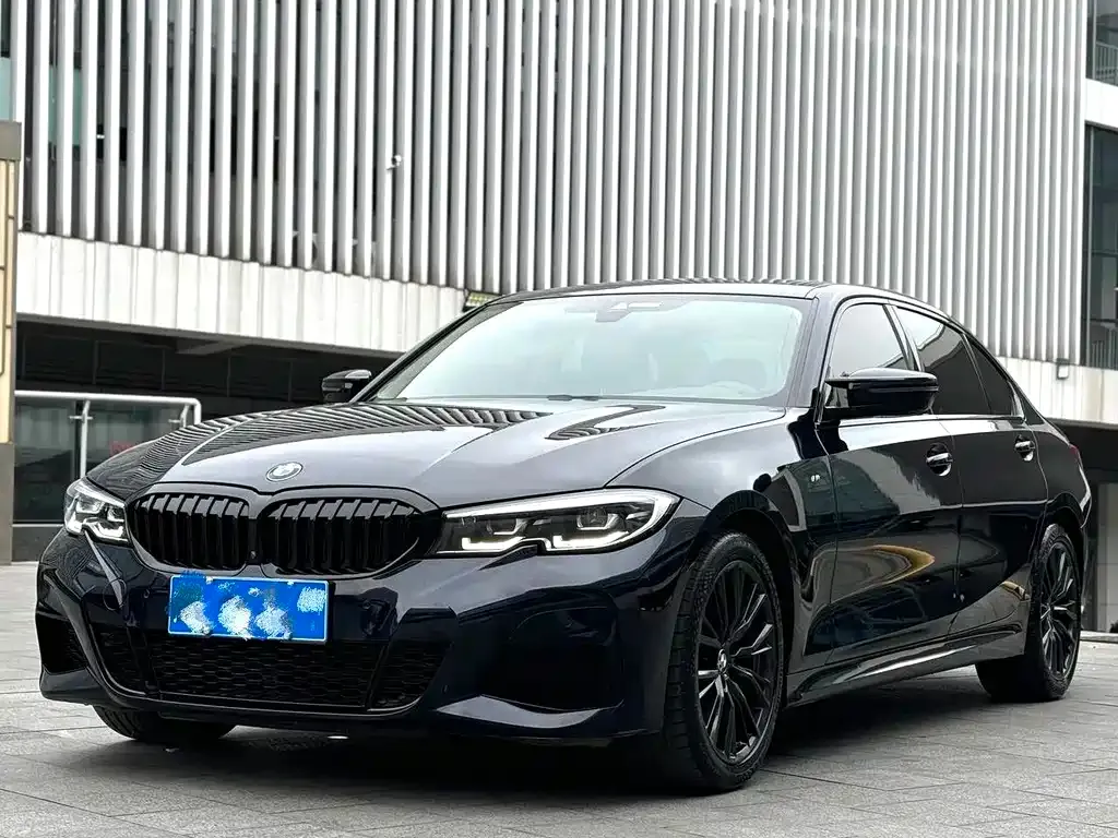 BMW 3 Series — фото 1