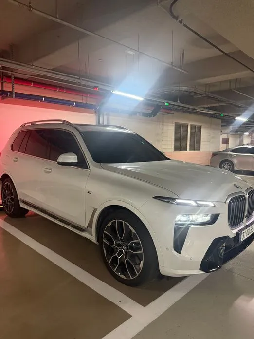 BMW X7 — фото 2