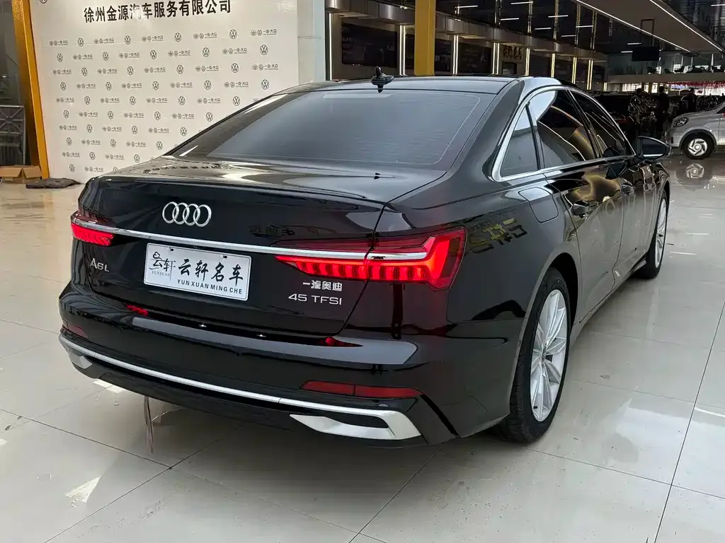 Audi A6L — фото 3