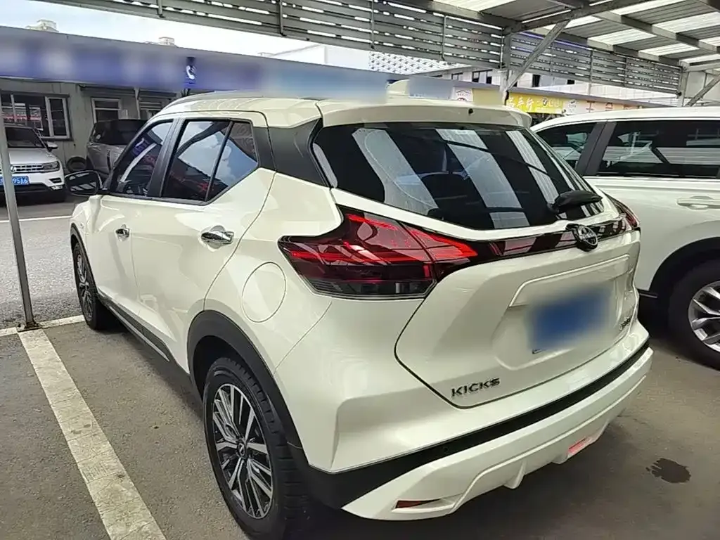Nissan Kicks — фото 5