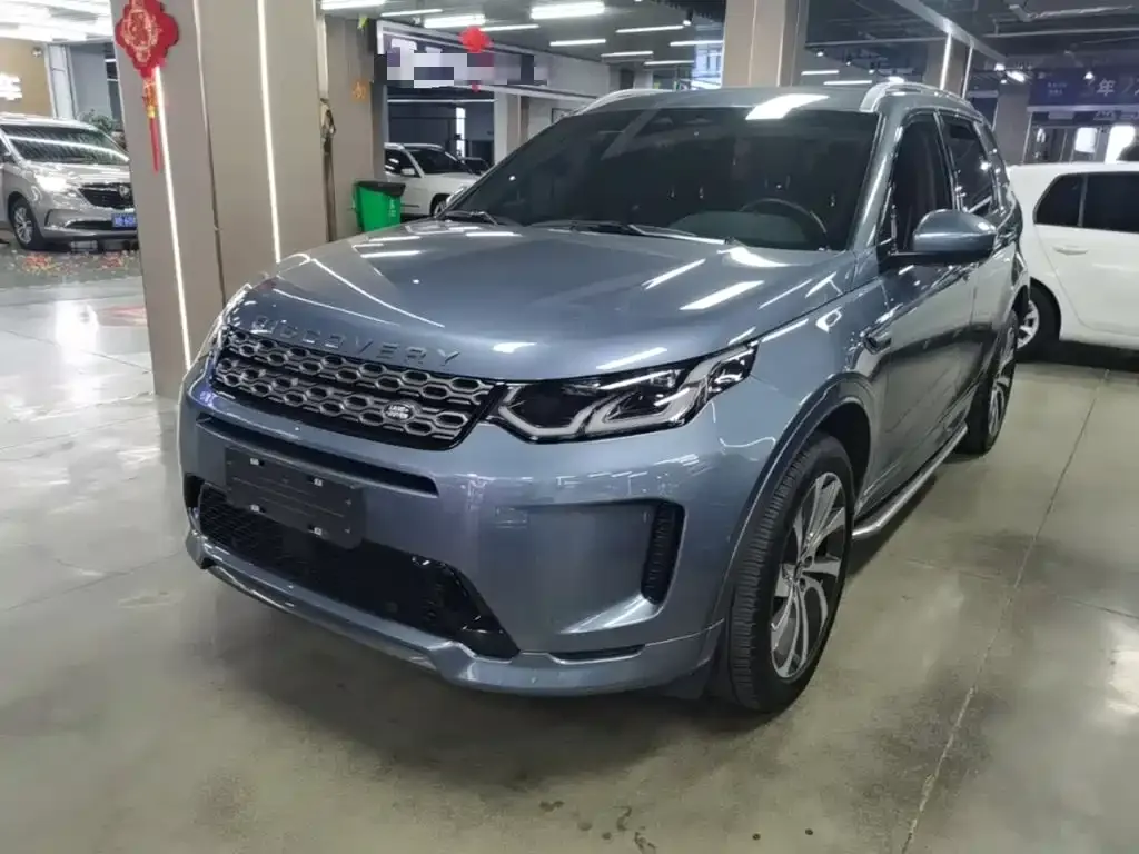 Land Rover Discovery Sport — фото 1