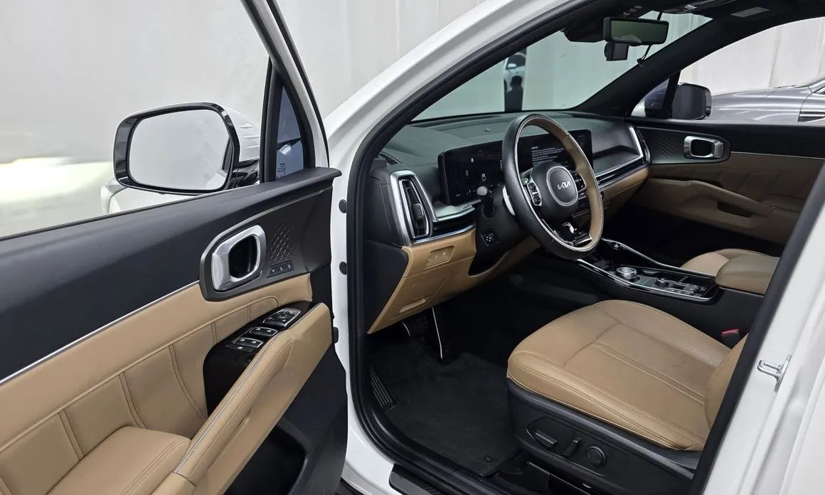 Kia Sorento — фото 7