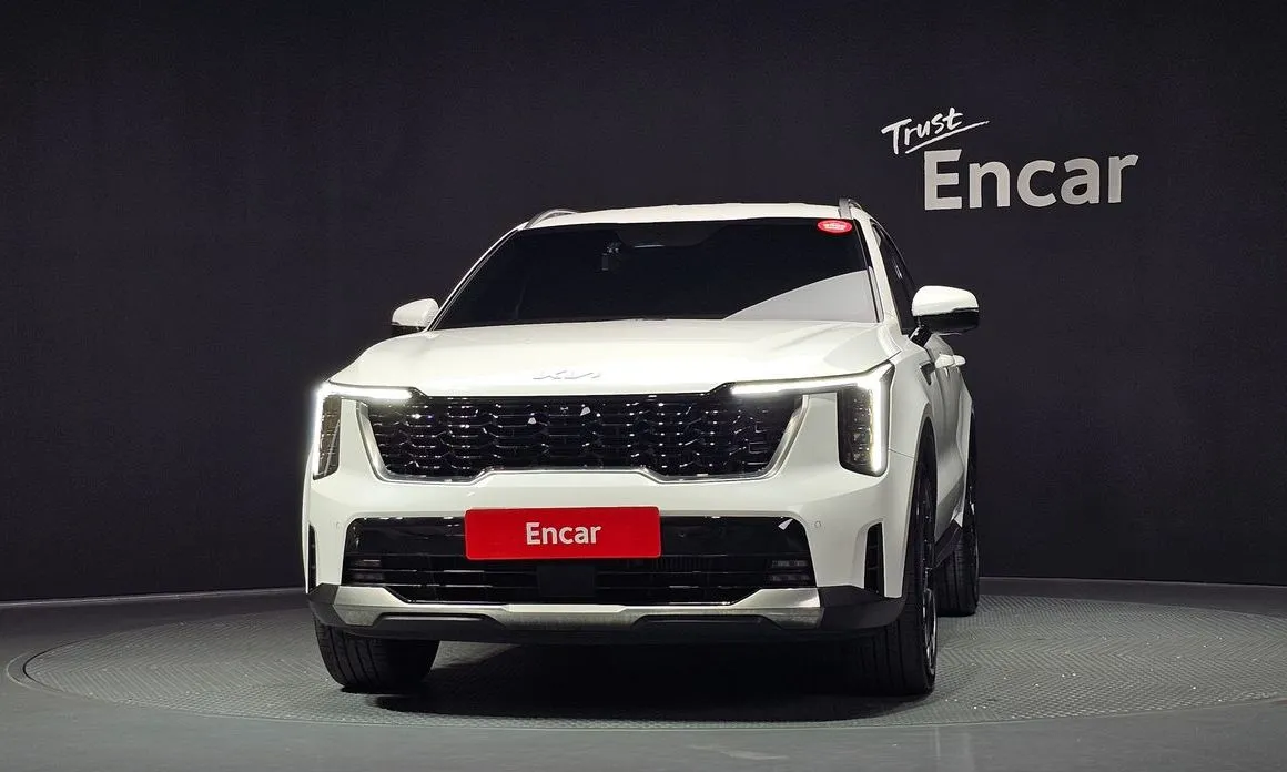 Kia Sorento — фото 5
