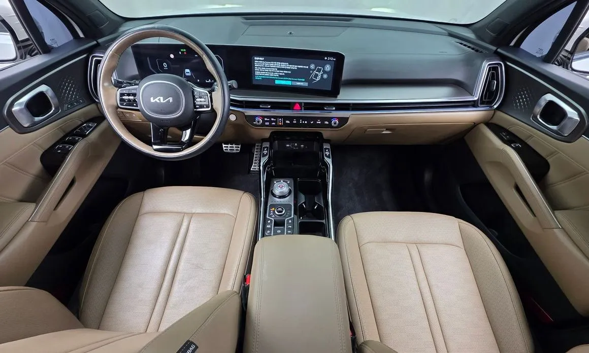 Kia Sorento — фото 9