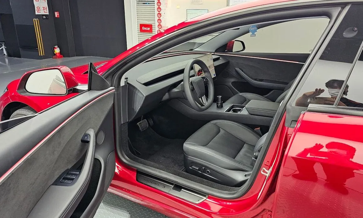 Tesla Model 3 — фото 9