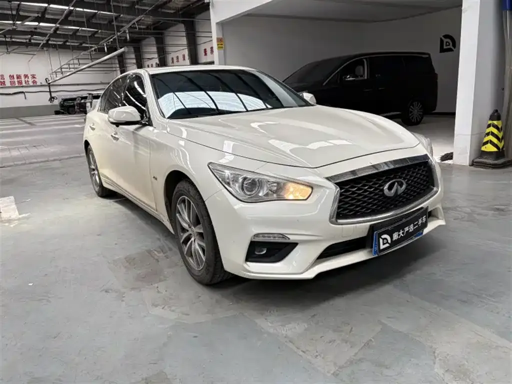 Infiniti Q50L — фото 2