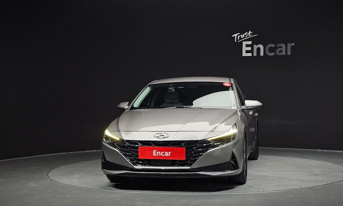 Hyundai AVANTE 2022 из KR, фото 2