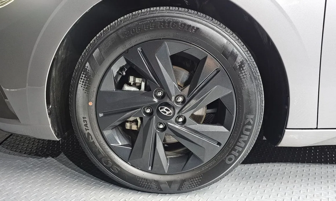 Hyundai AVANTE 2022 из KR, фото 9