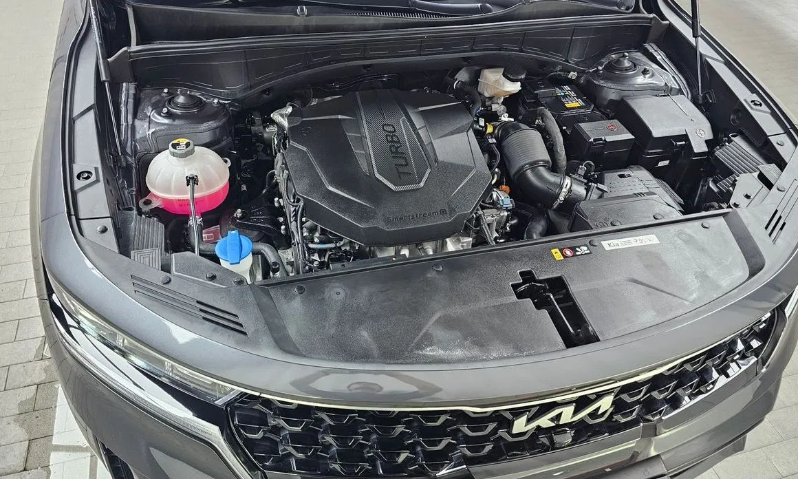 Kia Sorento — фото 9