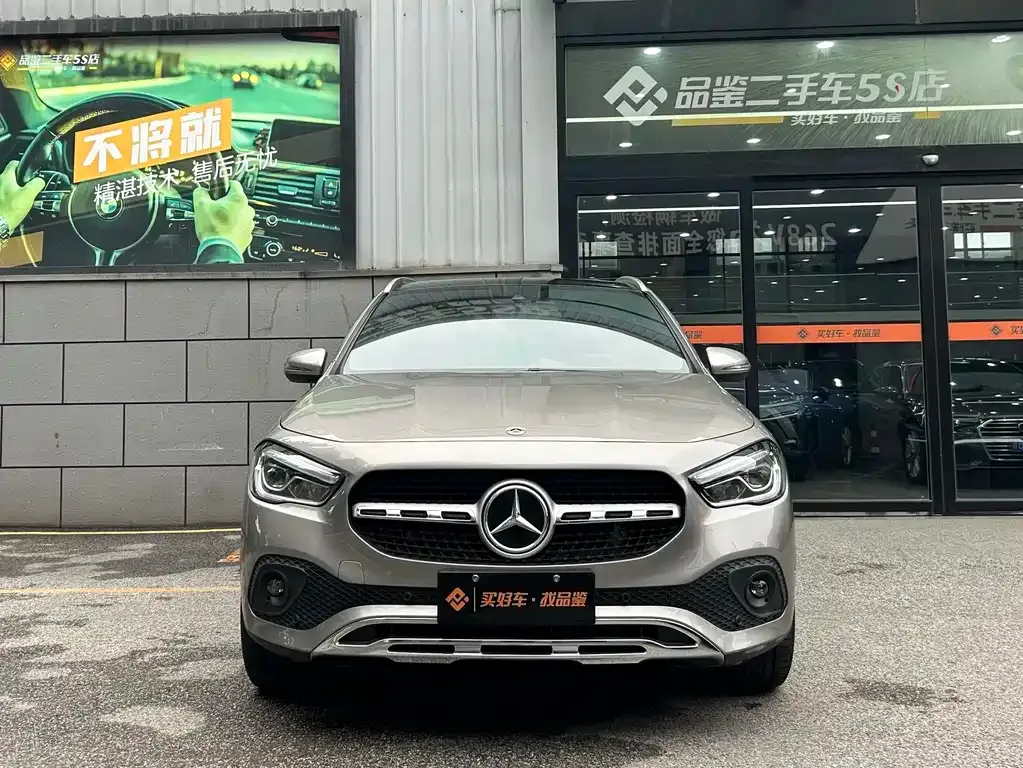 Mercedes-Benz GLA — фото 8