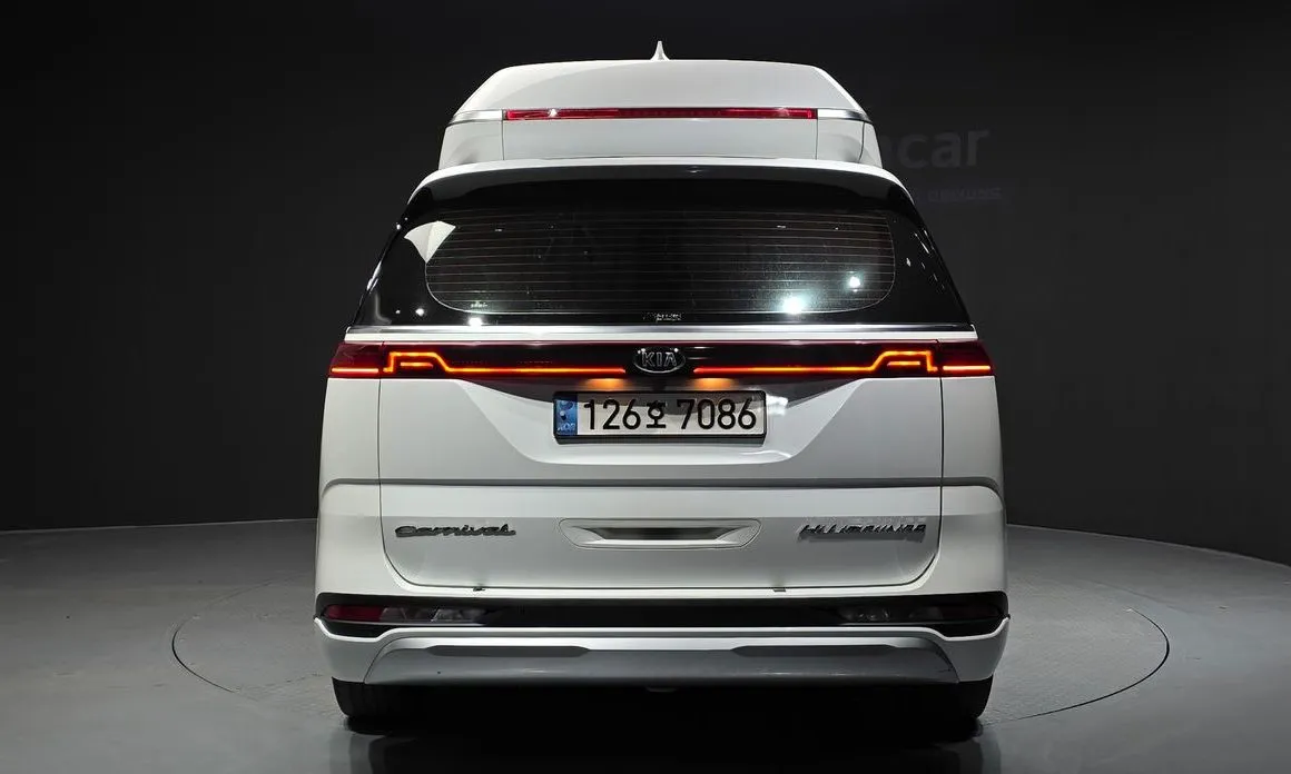 Kia Carnival — фото 6