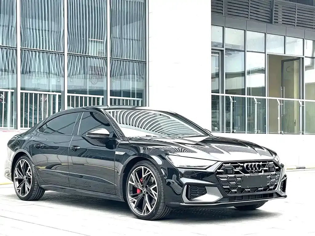 Audi A7L — фото 6