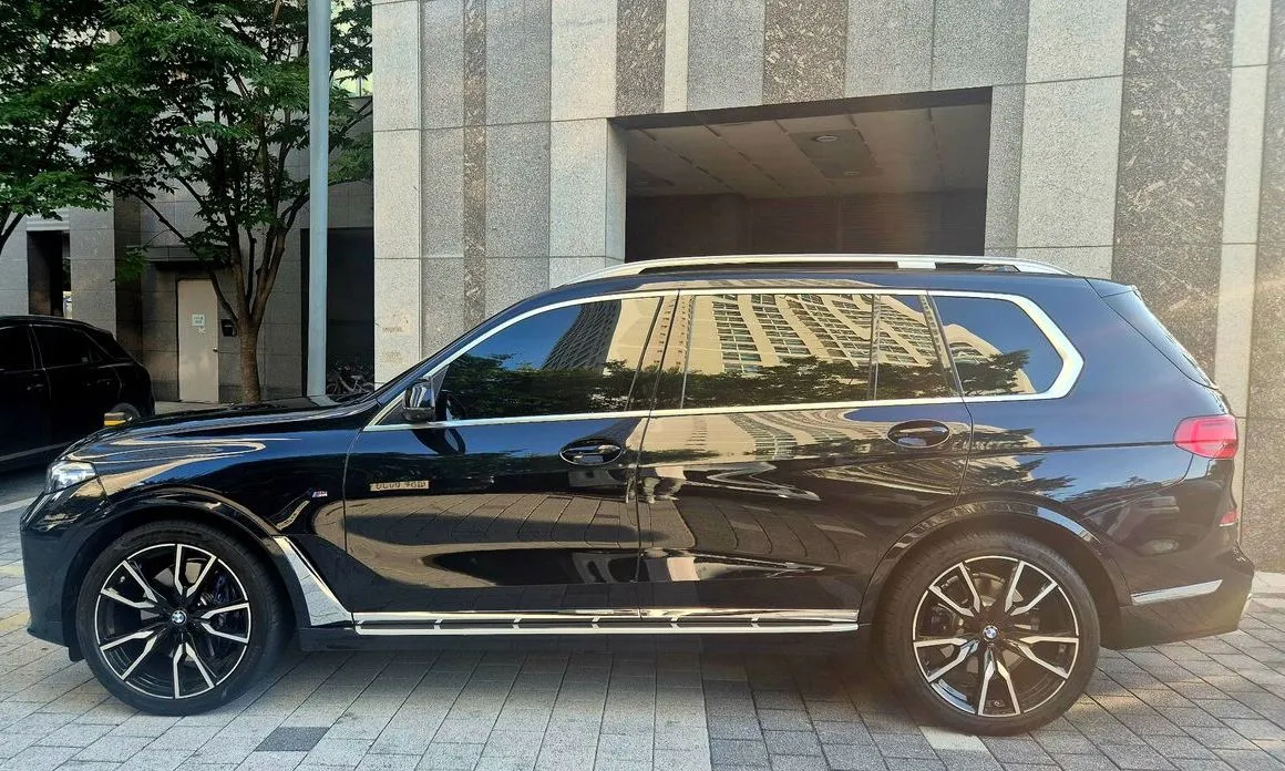 BMW X7 — фото 3