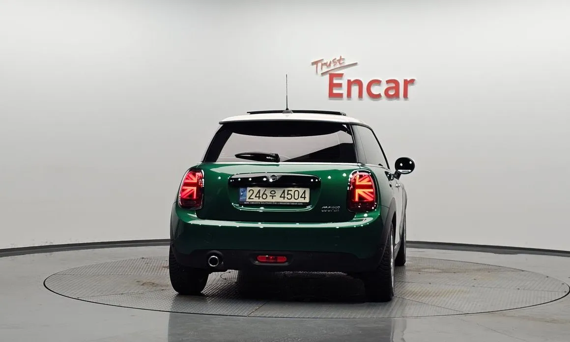 Mini Cooper 2021 из KR, фото 2