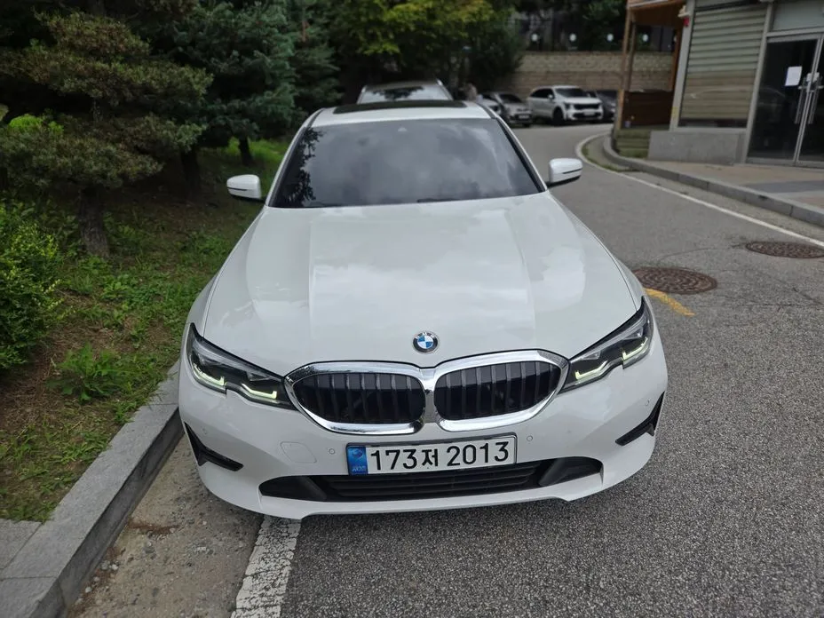 BMW 3-Series — фото 1