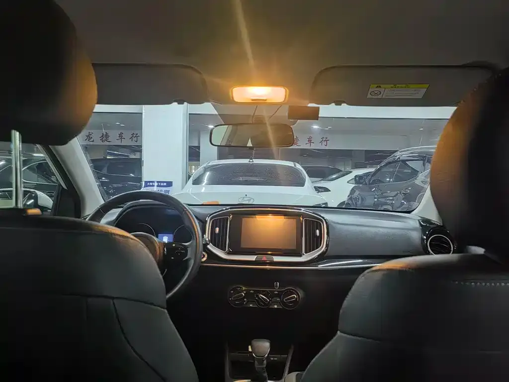 Kia KX1 — фото 3