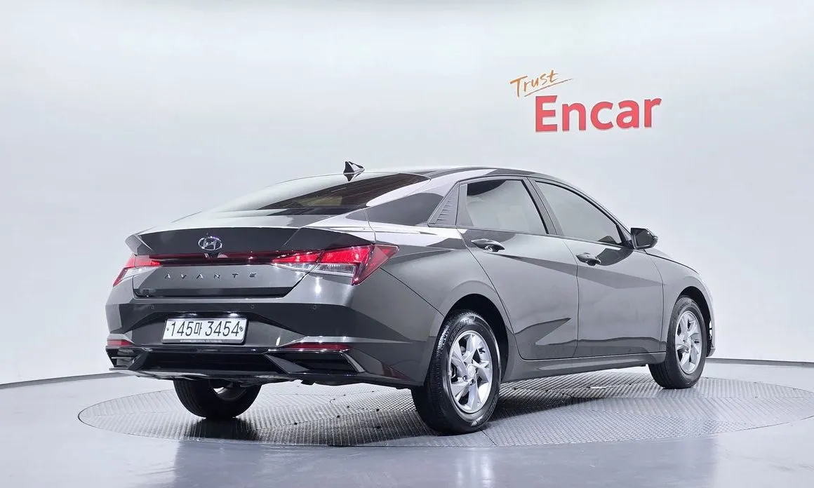 Hyundai AVANTE — фото 2