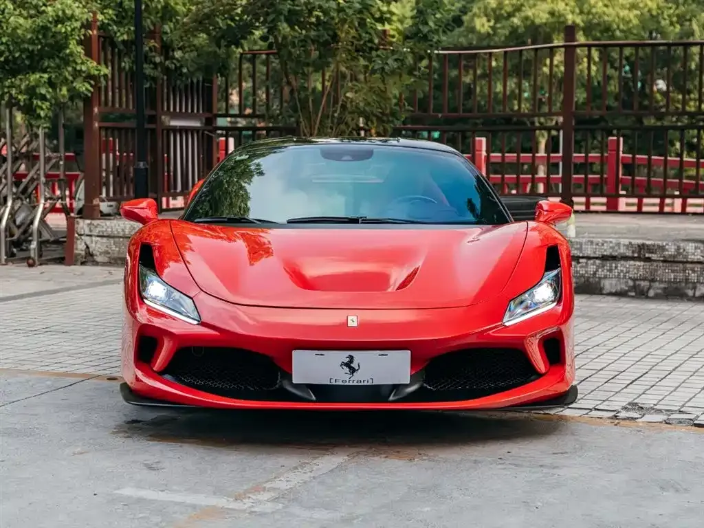 Ferrari F8 — фото 5