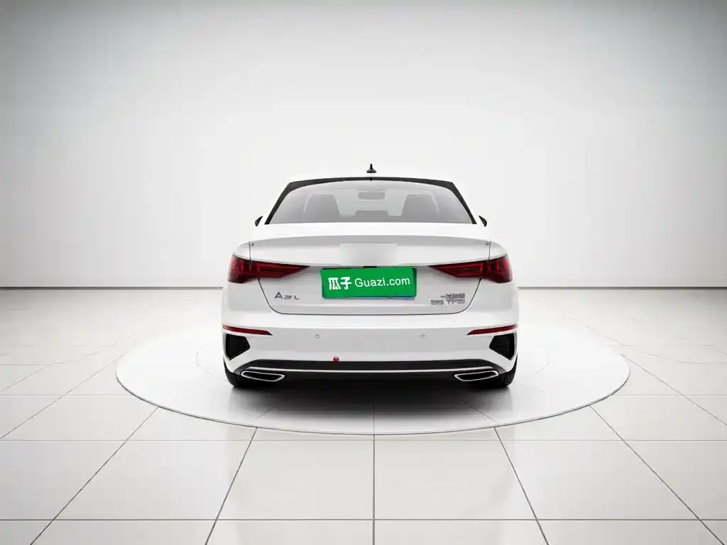 Audi A3 — фото 2