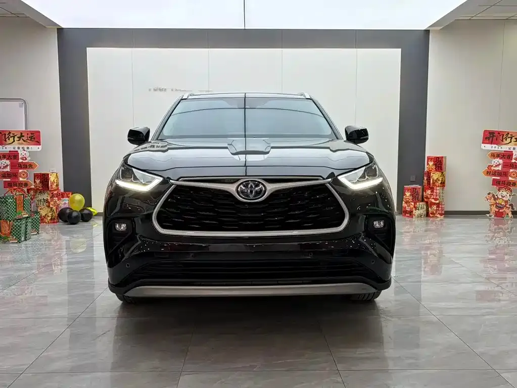 Toyota Highlander — фото 5